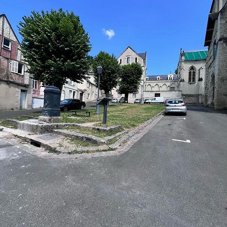 Le Rabelais, Superbe Appartement En Duplex, Proche Forteresse Et Monument Historique Chinon Exterior foto