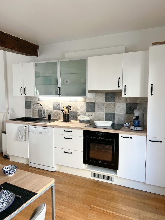 Le Rabelais, Superbe Appartement En Duplex, Proche Forteresse Et Monument Historique Chinon Exterior foto