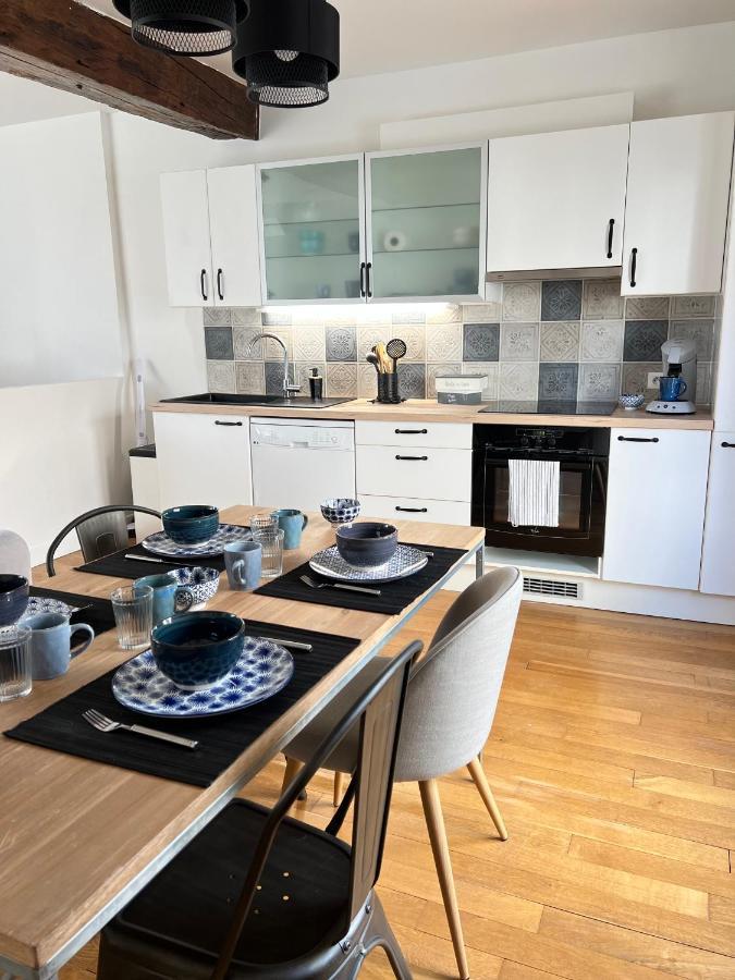 Le Rabelais, Superbe Appartement En Duplex, Proche Forteresse Et Monument Historique Chinon Exterior foto