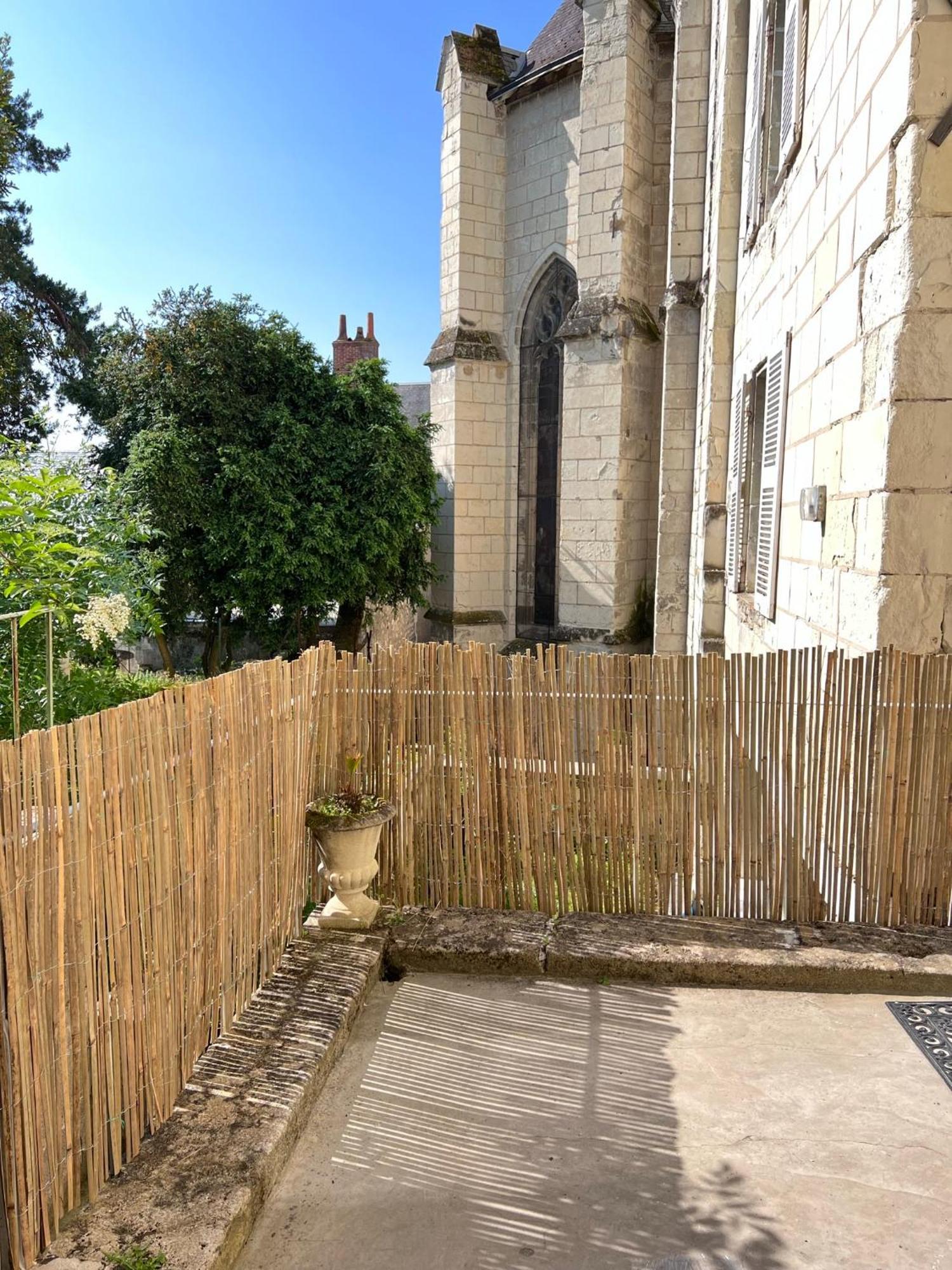 Le Rabelais, Superbe Appartement En Duplex, Proche Forteresse Et Monument Historique Chinon Exterior foto